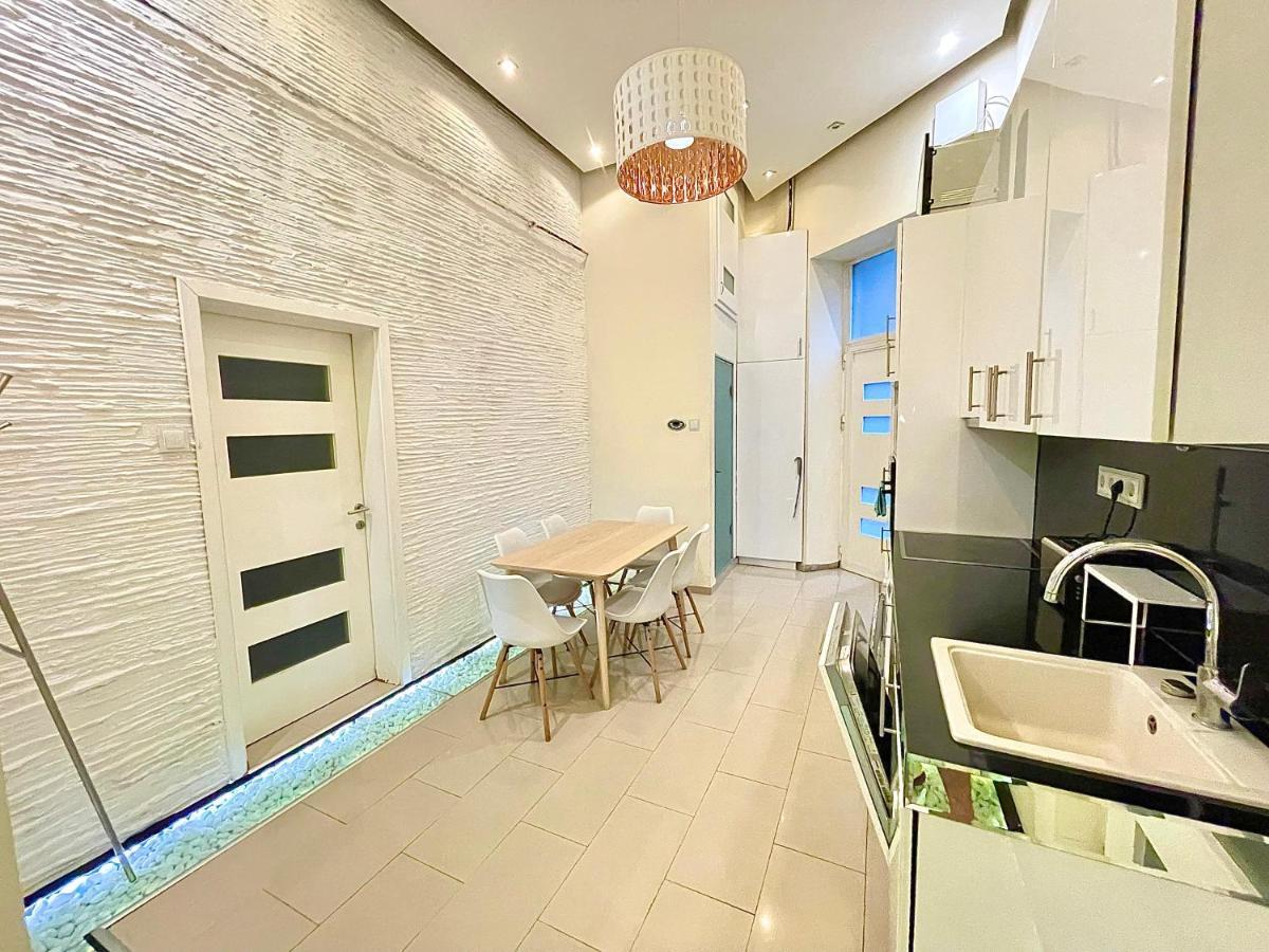 Pearl Lux Residency - Finn Sauna & Steam Apartamento Budapeste